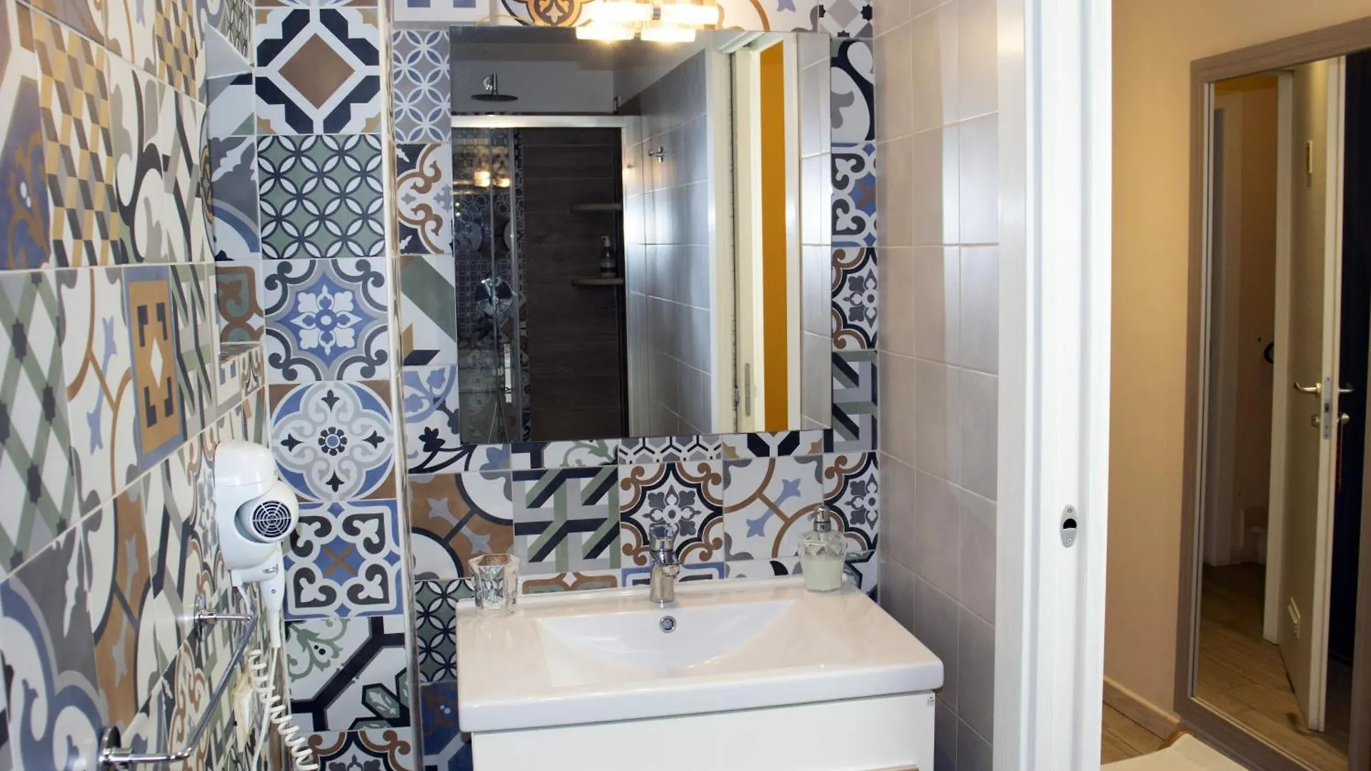 ג'נובה Albergo Locanda Diana מלון