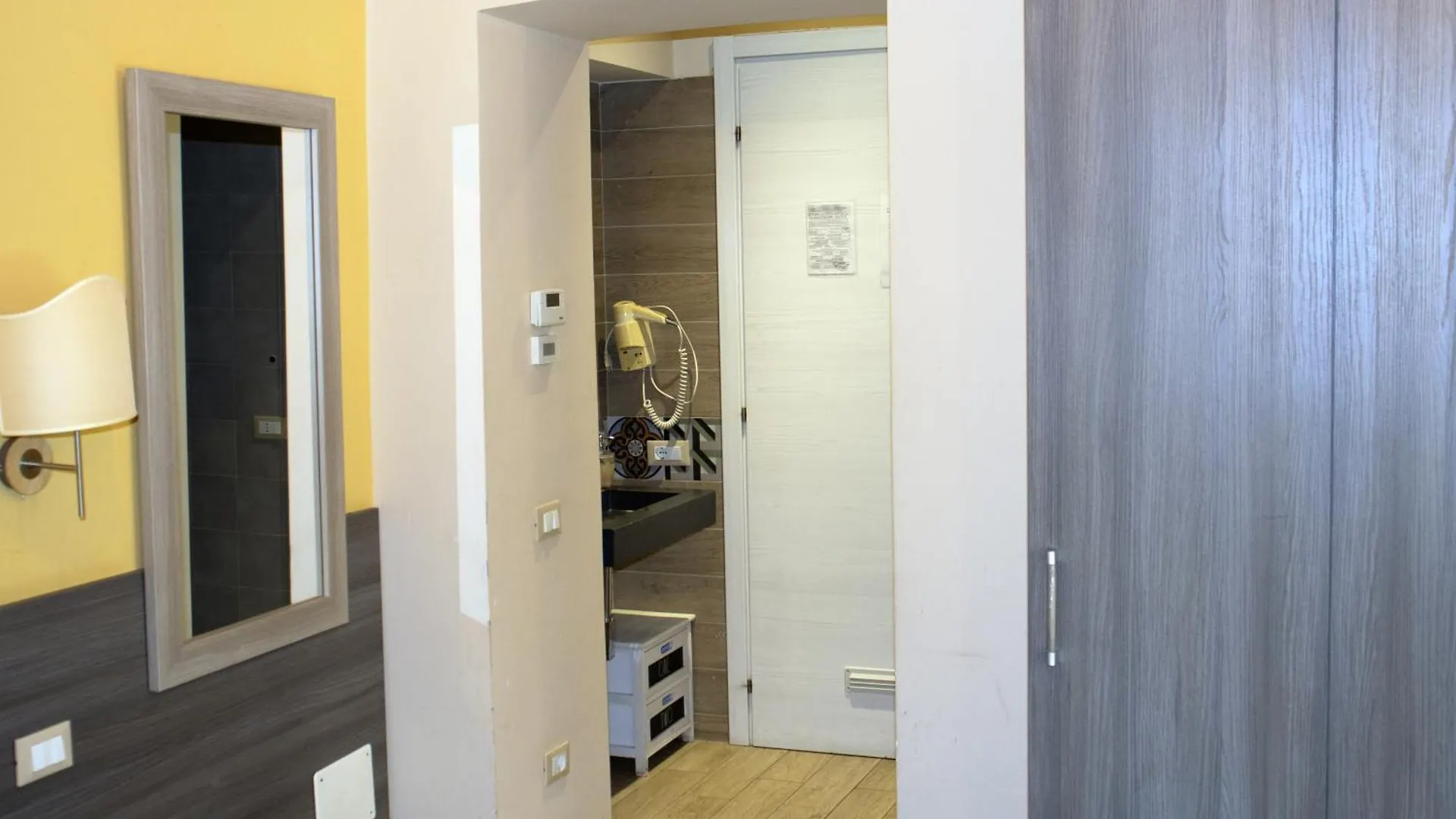 Albergo Locanda Diana Genoa Hotel
